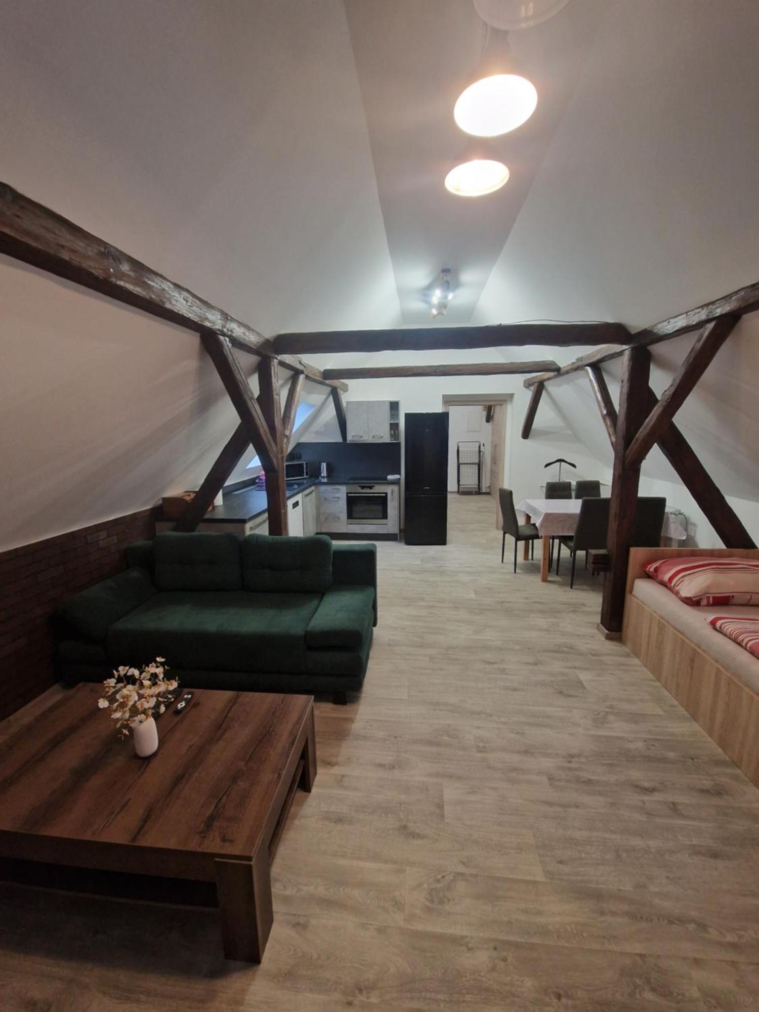 Apartmany Pod Klasterem Kladruby  Eksteriør billede