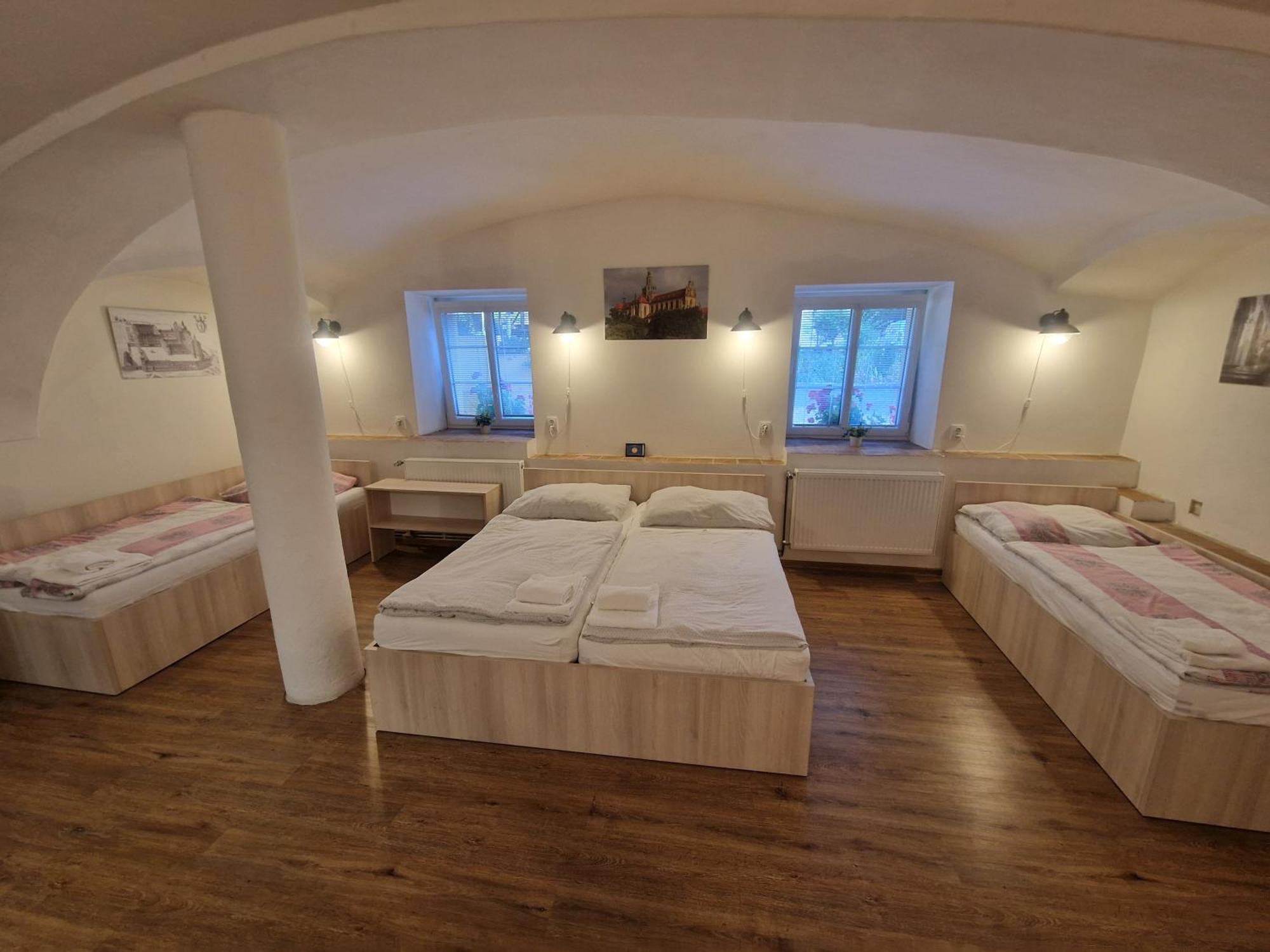 Apartmany Pod Klasterem Kladruby  Eksteriør billede