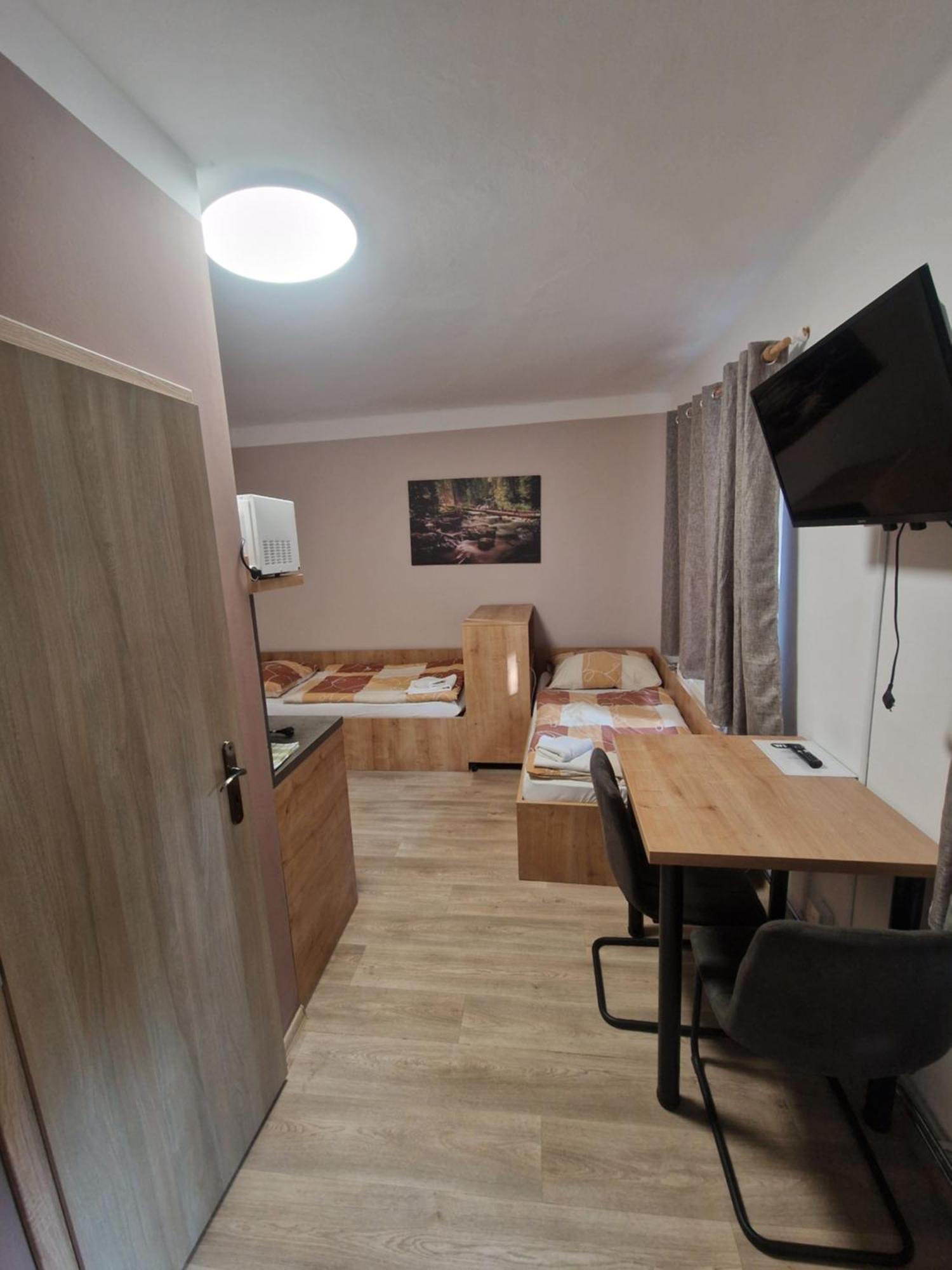 Apartmany Pod Klasterem Kladruby  Eksteriør billede